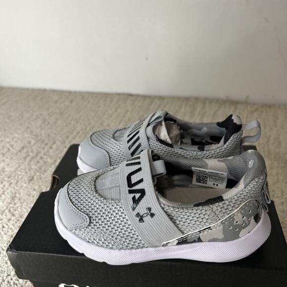 Under Armour BINF Surge 3 Slip PRINT - Boys 5 Toddler Grey Slip on Medium New - Picture 2 of 6